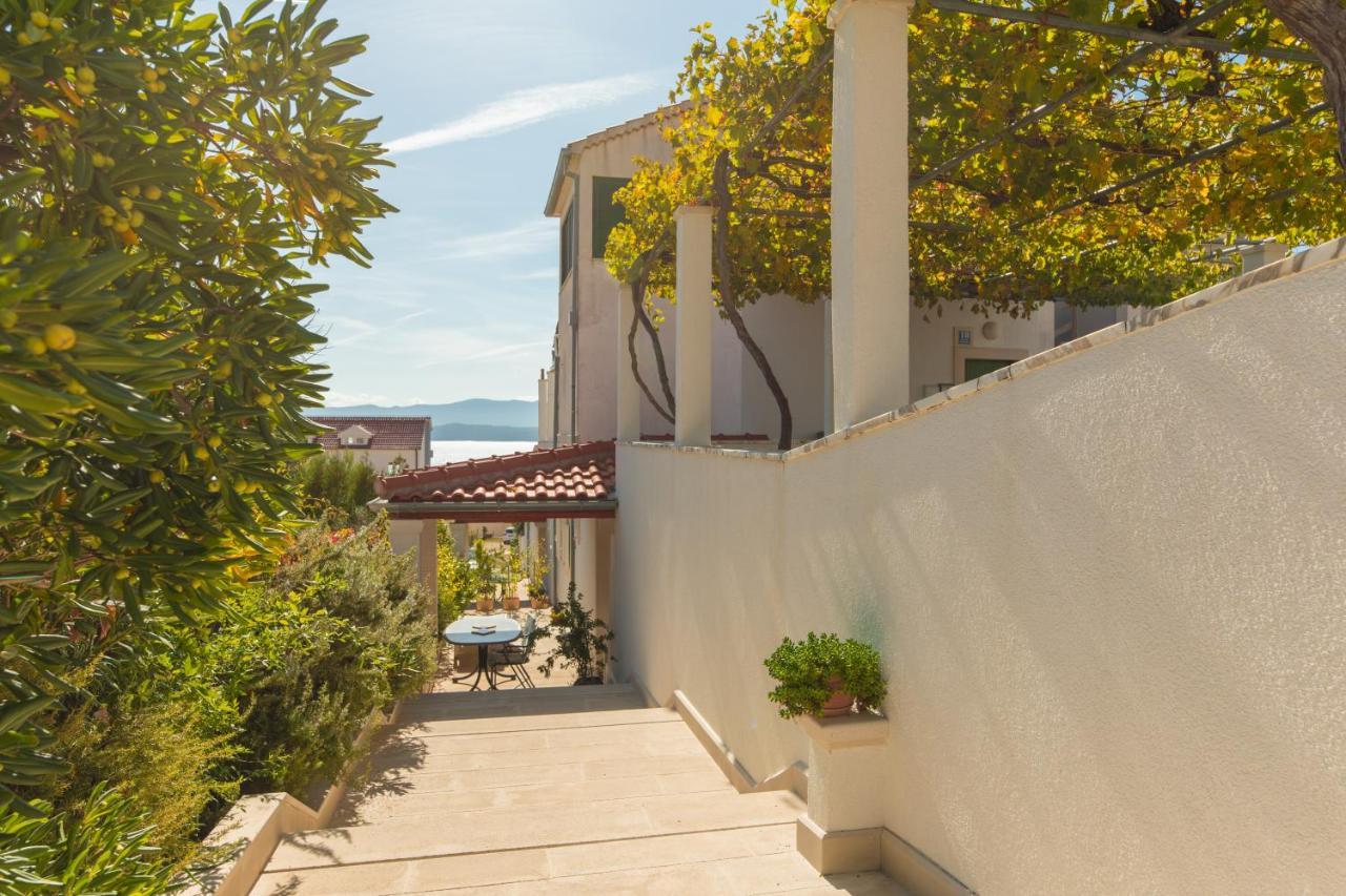 בול Apartments Lux מראה חיצוני תמונה