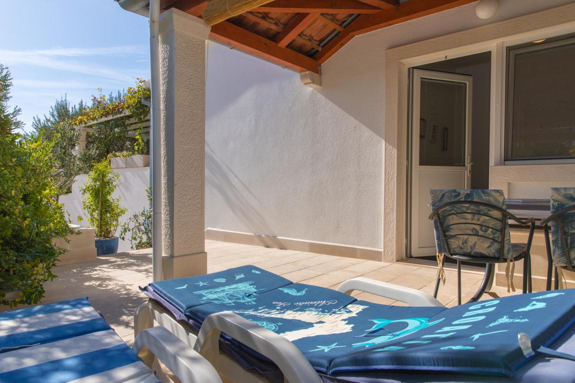 בול Apartments Lux מראה חיצוני תמונה