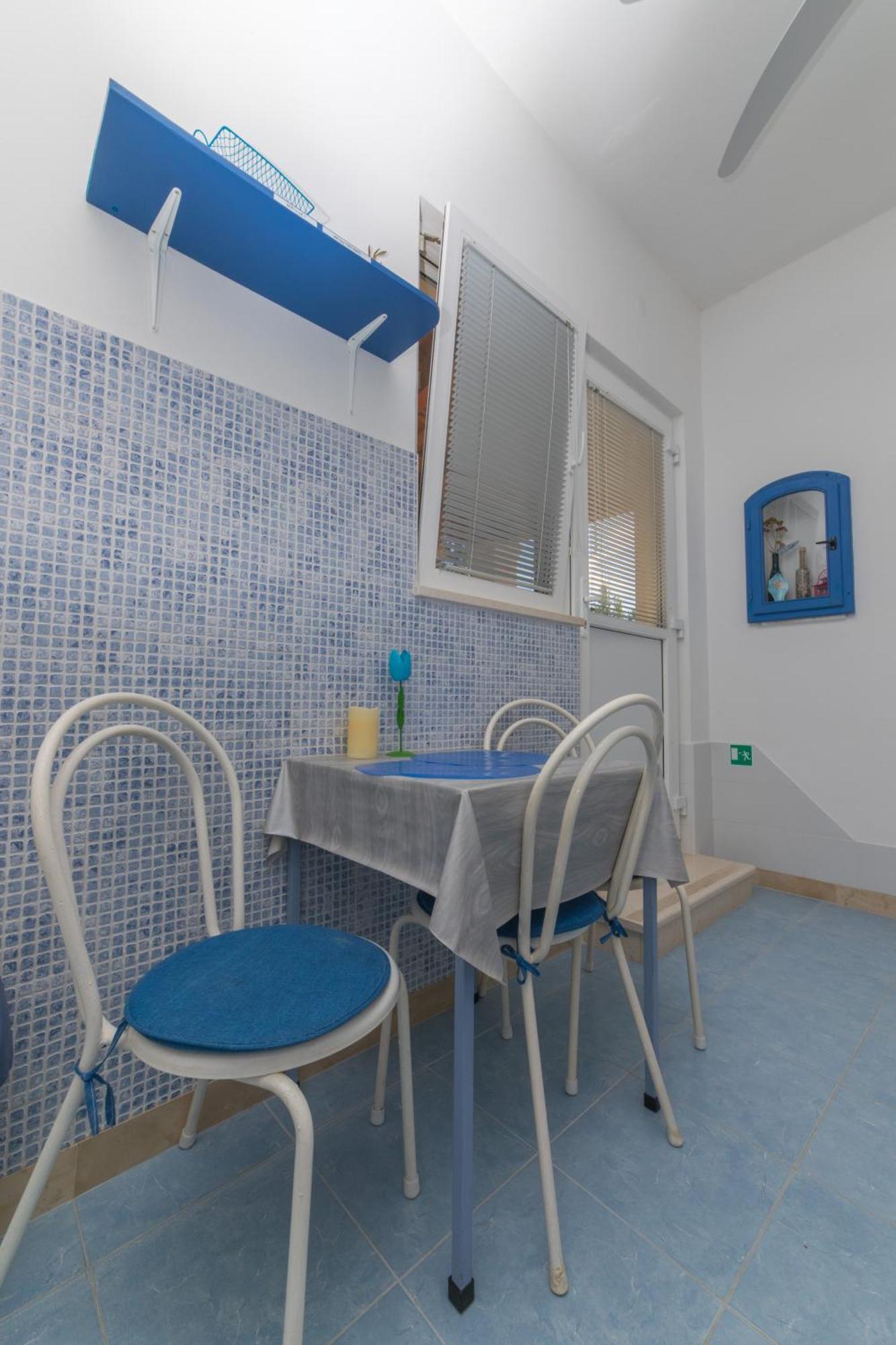 בול Apartments Lux מראה חיצוני תמונה