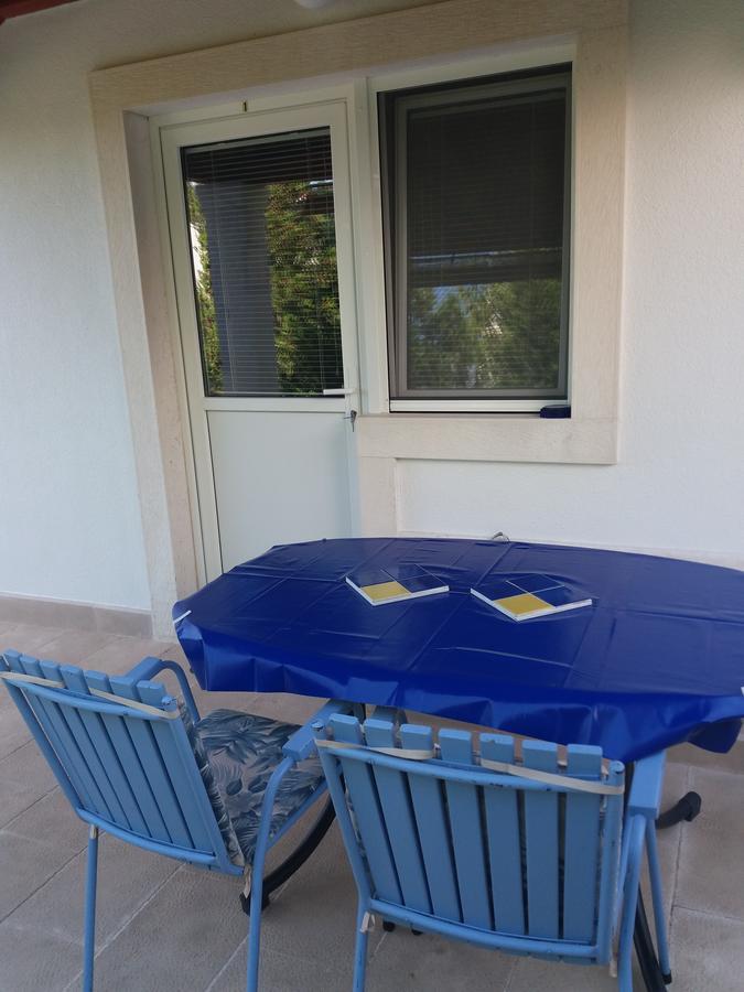 בול Apartments Lux מראה חיצוני תמונה